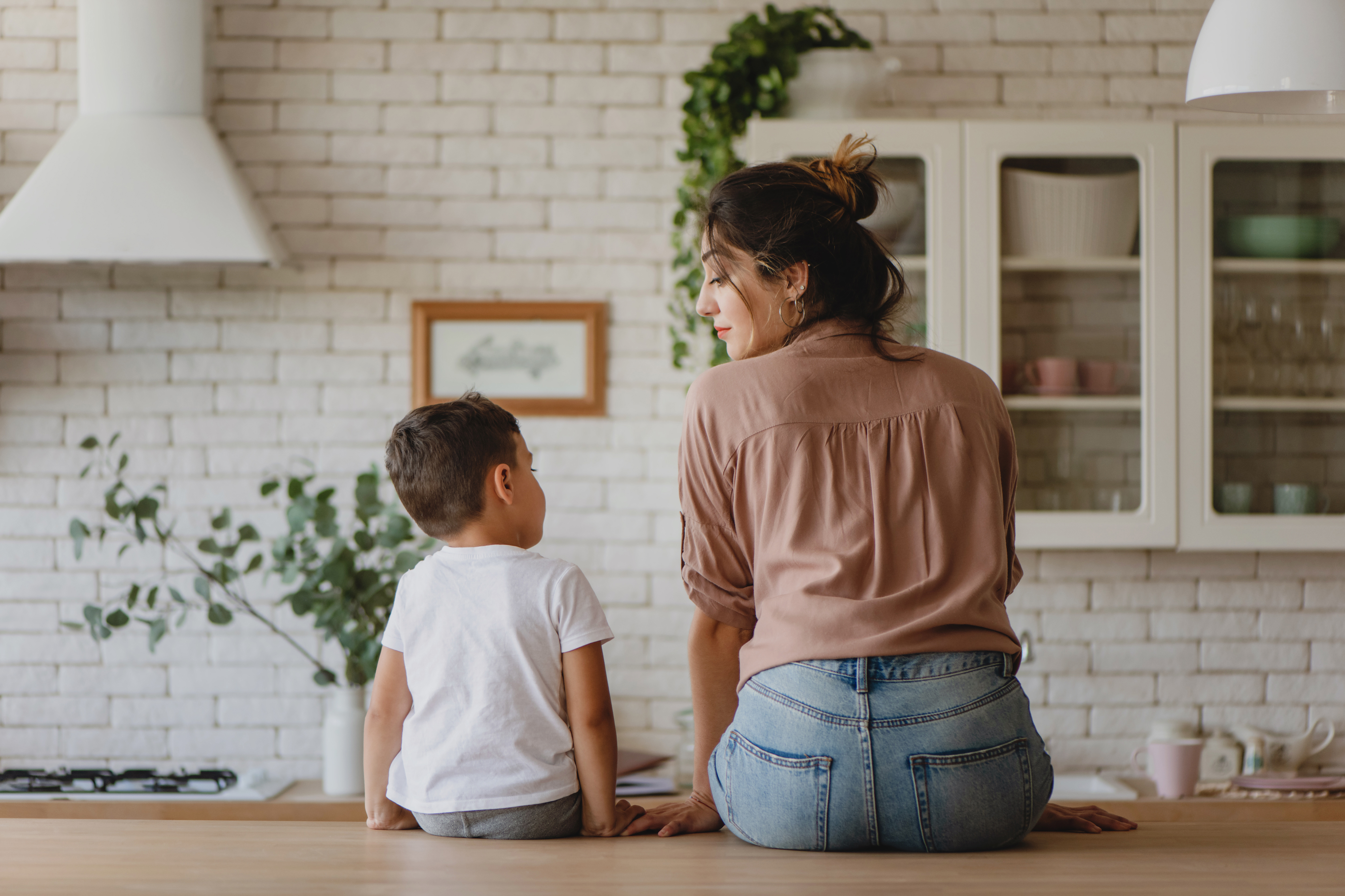 become a more patient parent - mom and child sitting together